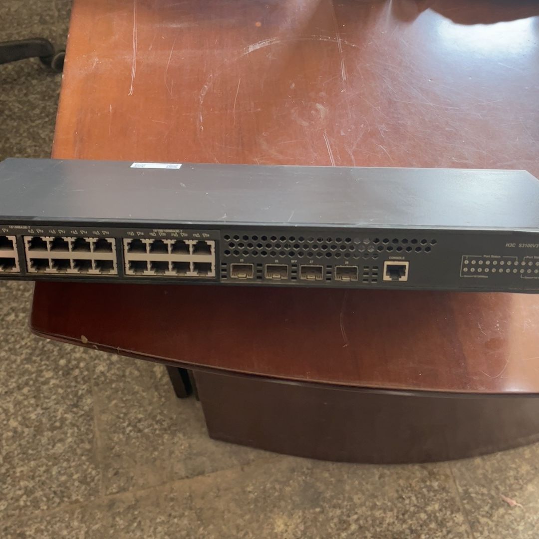 LS-S3100v3-28TP-EI以太网交换机 16个