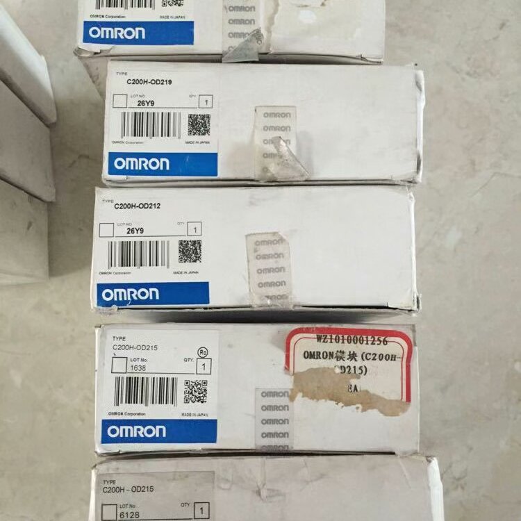 CQM1-B7A21  PLC模块