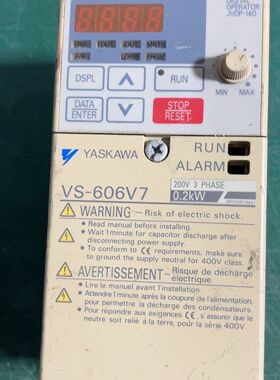 安川VS-606V7变频器CIMR-V7AT20P2 实物拍