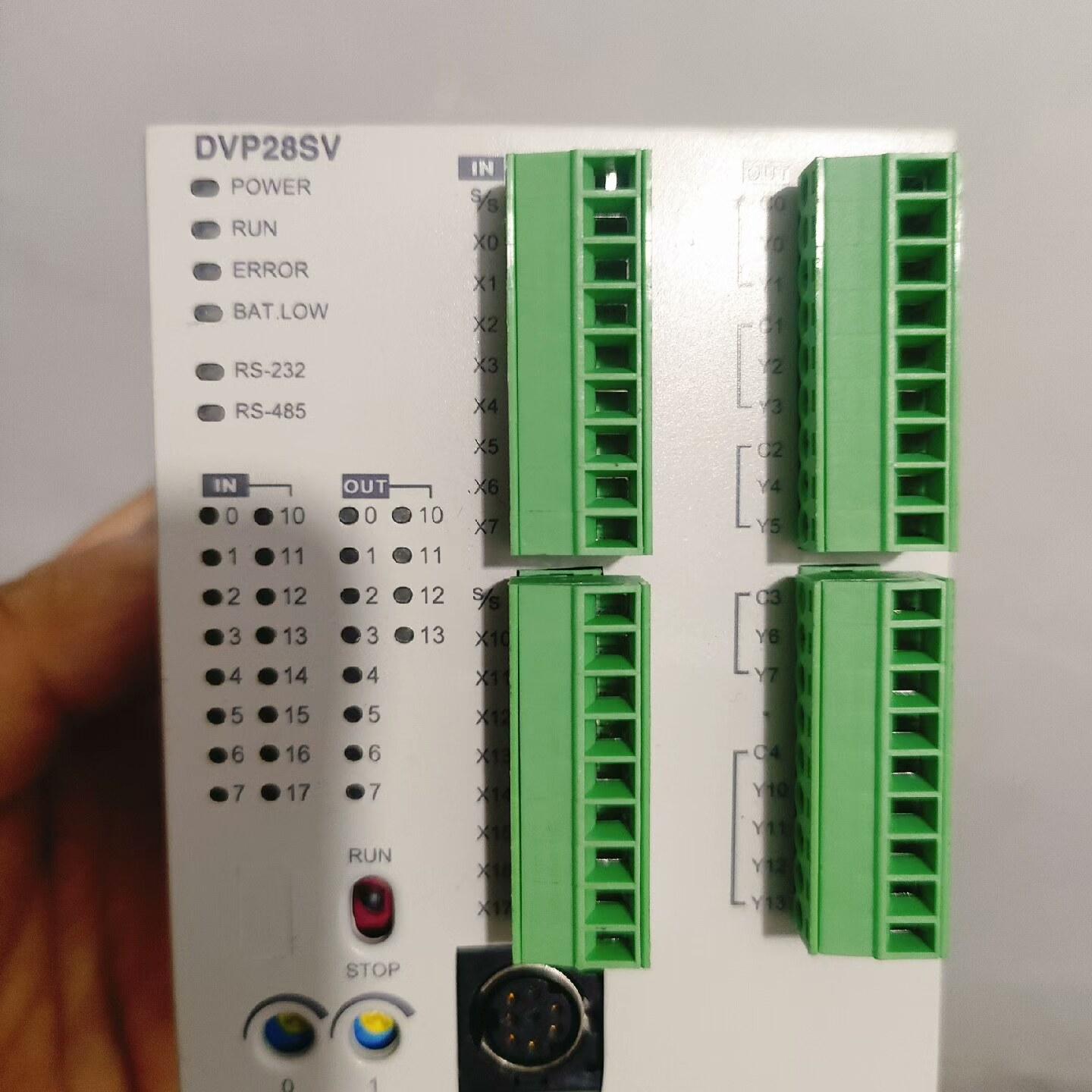 台达PLC  DVP28SV11T2主机带4个模块全