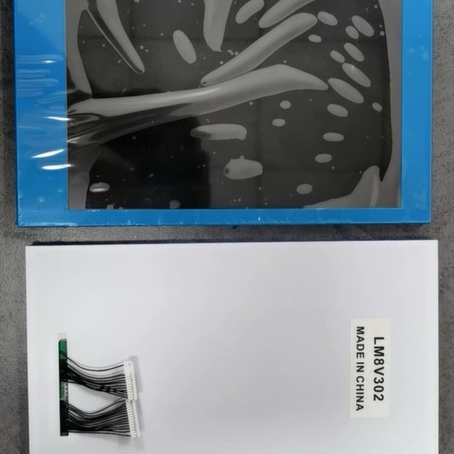 库卡示教器专用LM8V302屏幕  完好。