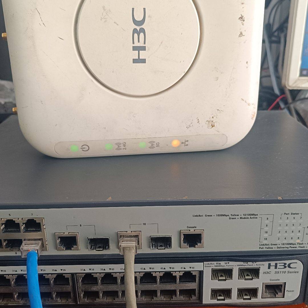 S3110-10TP-PWR  8口POE网管交