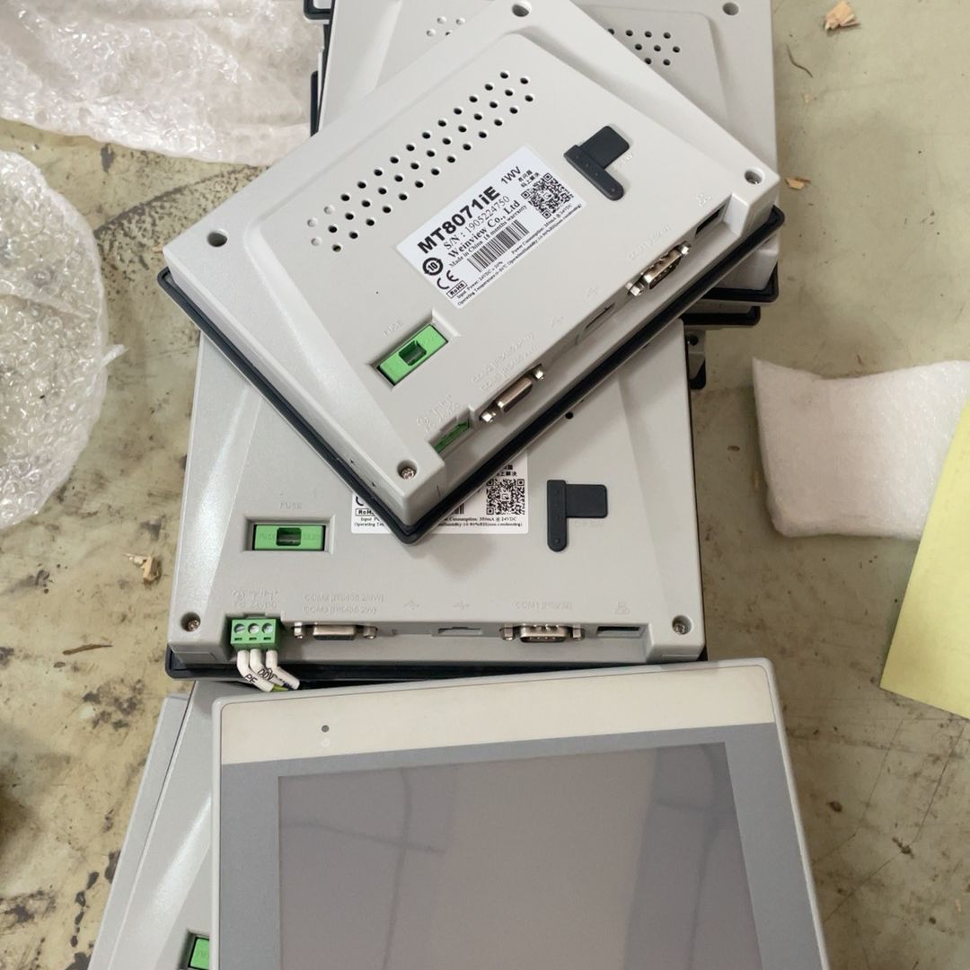 威纶触摸屏MT8071iE 7寸屏 拆机 功能包好 测试