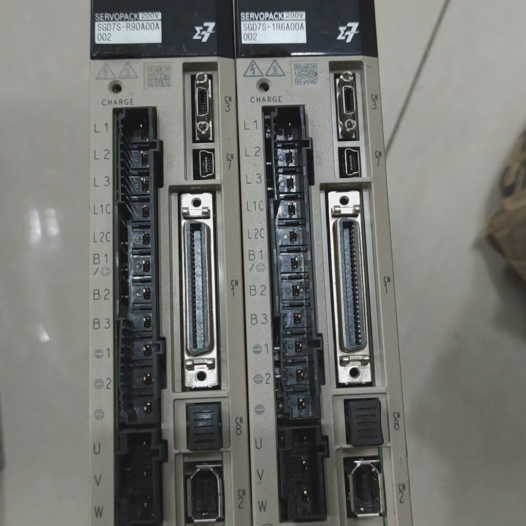 SGD7S-R90A00A002/1R6A00A002伺服控