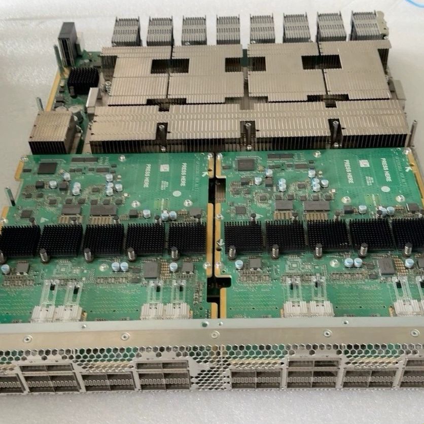40端口100GBase-QSFP28集成线路处理