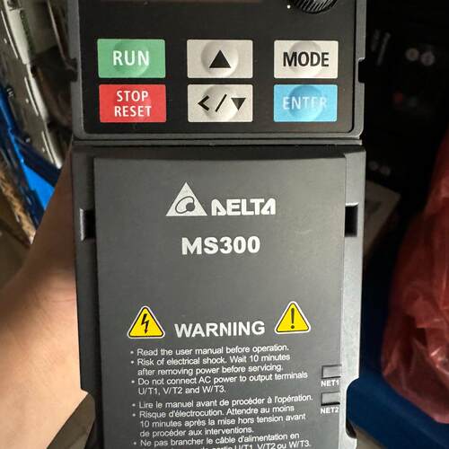 台达变频器VFD2A8MS21ANSAA 成色非常漂亮 9成