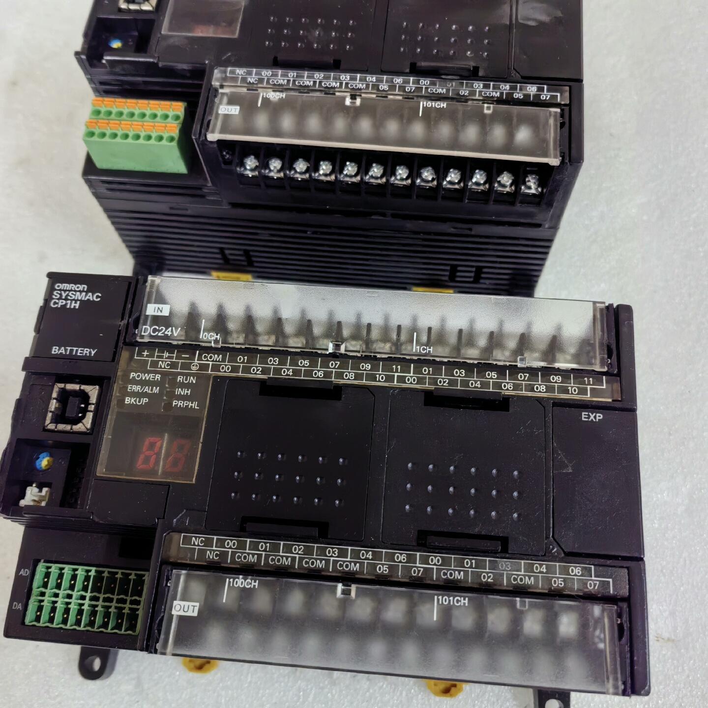 CP1H-XA40ADT-D。。仅有2台。有需