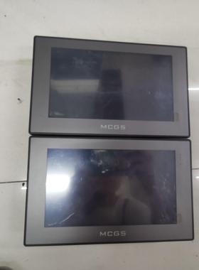 TPC7012EM 实图拍摄 功能正常 200 有两个