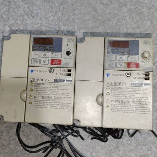 安川V7 0.75KW变频器V7AT40P7 两台打包300