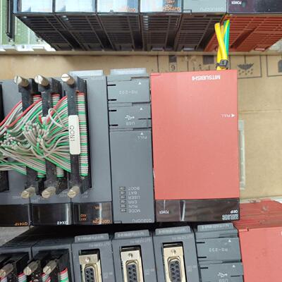 PLC 控制器 Q61P电源