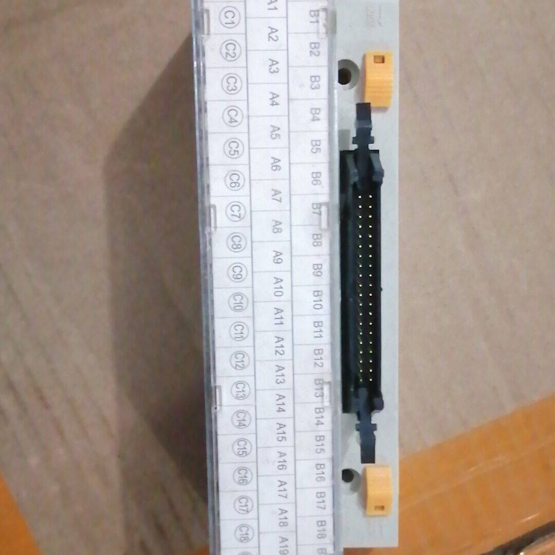 韩国三元plc扩展IO接线端子台集成端子台TG7-1H40C