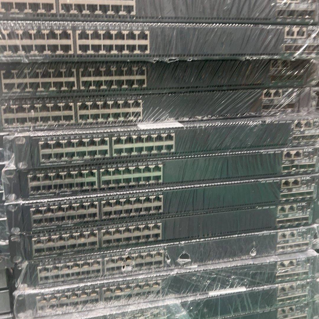 万兆交换机 LS-5560-30C-EI 24口全千兆