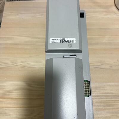 拆机机器人驱动器DSQC346G 型号3HAB81