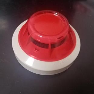 泰和安产品TX3100C  十箱 总共1200个烟感 有