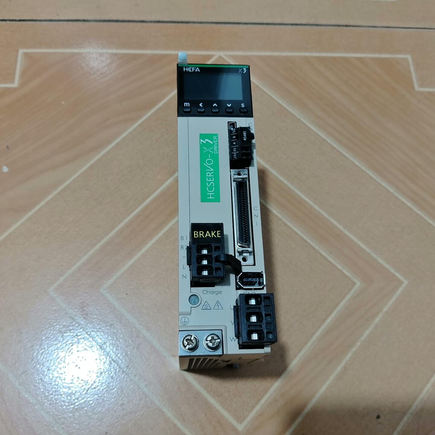 400w禾川伺服驱动器SV-X3DA040A-D 功能正常