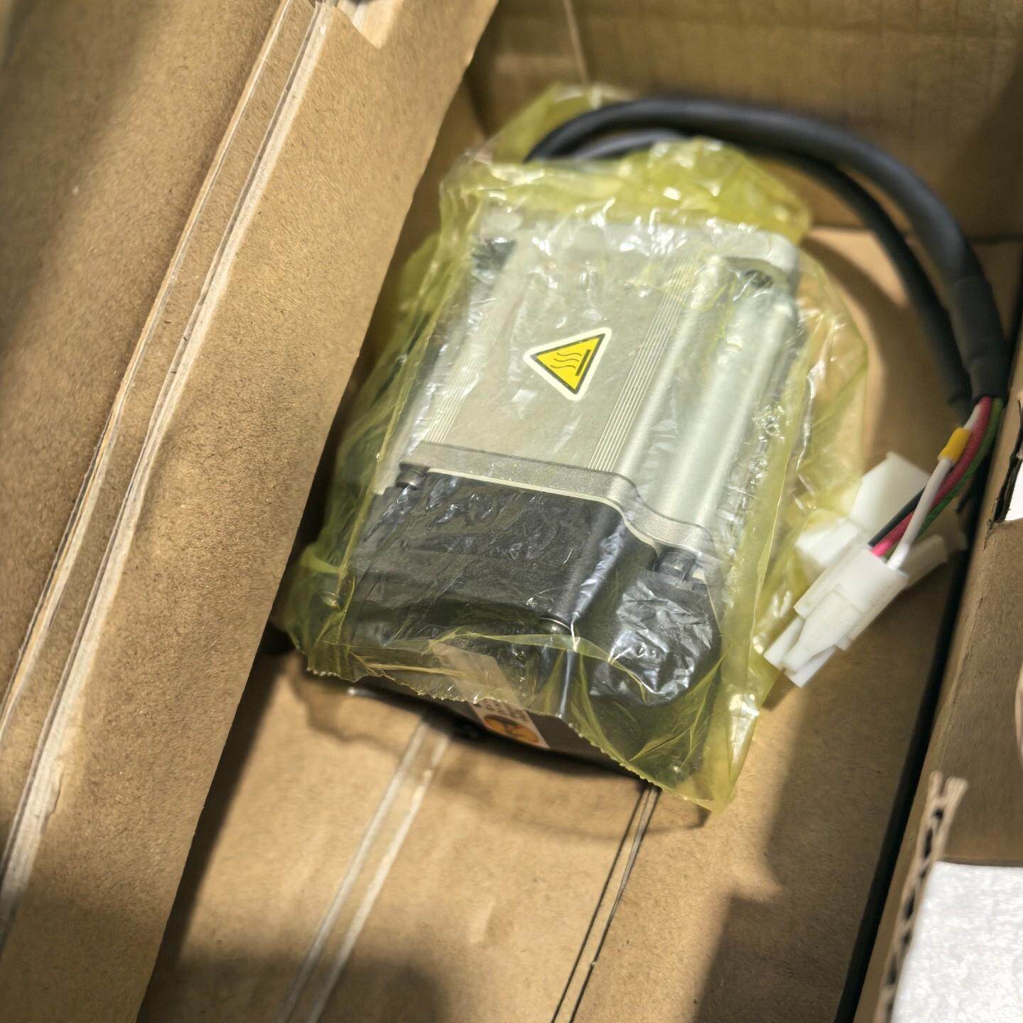 伺服电机MSMF022L1U2M 功率0.2kW