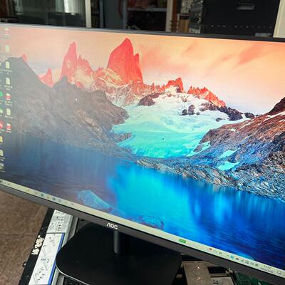 AOC 27B2H显示器 27英寸屏幕。支持HDMI接口 和