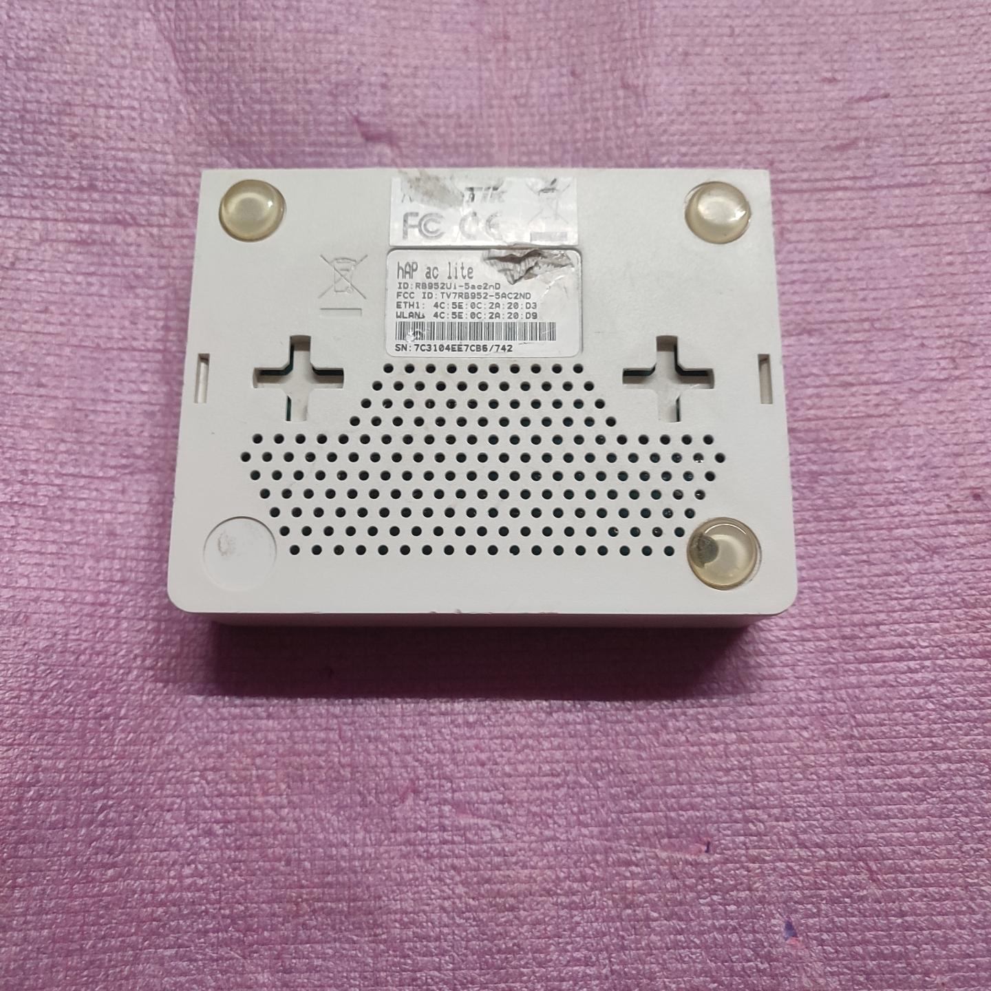 MikroTik  RB952Ui-5ac2nD-US 无线