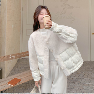 2C286/913/P245/K368【现】【货】羽绒服牛角扣皮毛拼接羽绒外套图片