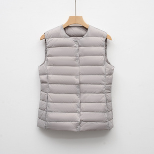 TW女款马甲羽绒服背心内胆短款无袖轻薄款内搭圆领时尚羽绒内胆