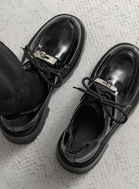 皮鞋男款2025新款冬商务休闲鞋黑色高档鞋子痞帅大头厚底德比鞋