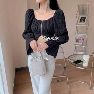 一字肩短款上衣女春秋百搭新款法式设计感拉链修身长袖纯色雪纺衫