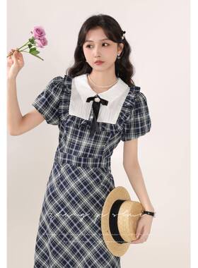 张汽水《格纹画报》同款25夏季新款学院风格子拼接收腰短袖连衣裙