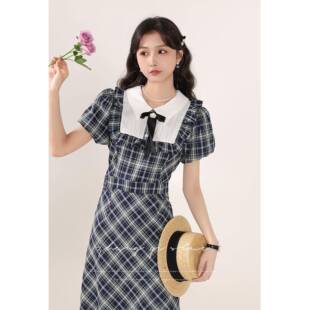 张汽水《格纹画报》同款25夏季新款学院风格子拼接收腰短袖连衣裙