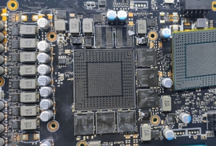 专业显卡维修核心重植更换 搬板改显存扩容运输摔坏 支持全国寄修