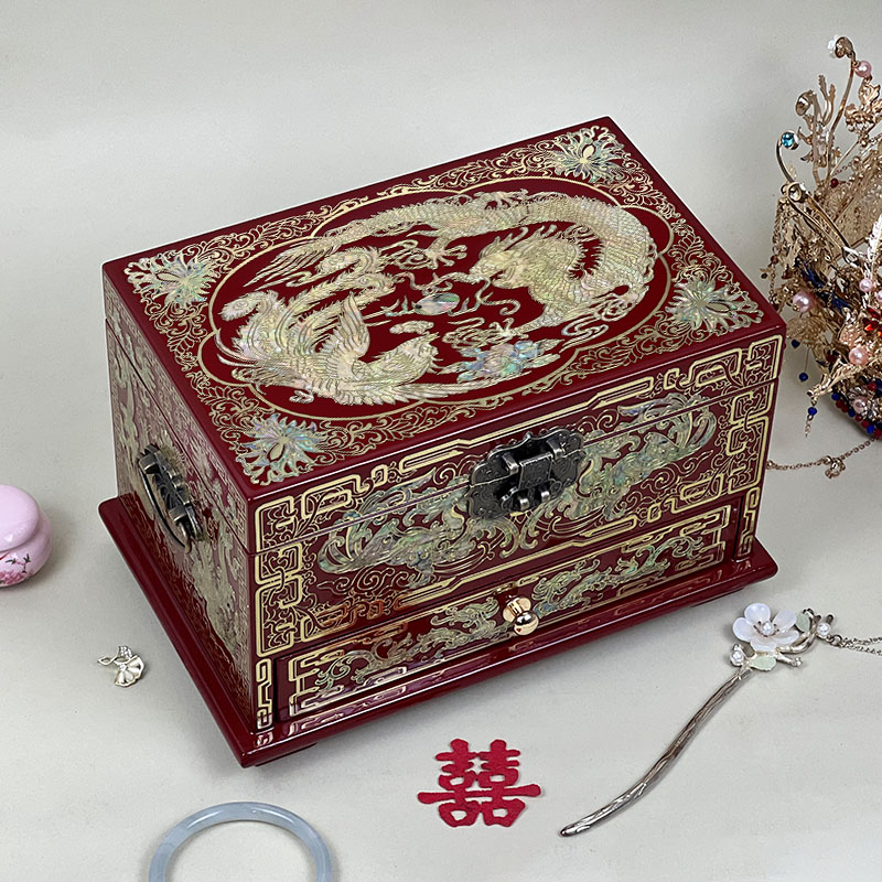 满贝螺钿镶嵌漆器首饰盒多层妆奁