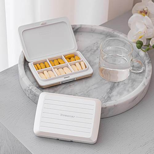 日式药盒便携式一周七天药品分装盒一日三餐密封迷你随身小分药盒