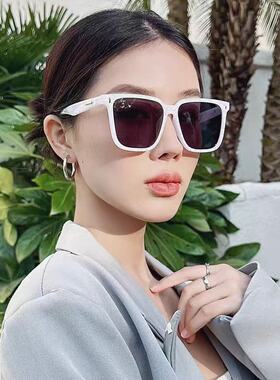 保罗雷朋官网大脸墨镜女加宽显脸小2025新款黑框海边防晒高级感大