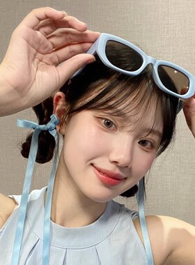 保罗雷朋官网Y2K复古蓝色方形墨镜女2025新款多巴胺风圆脸拍照防