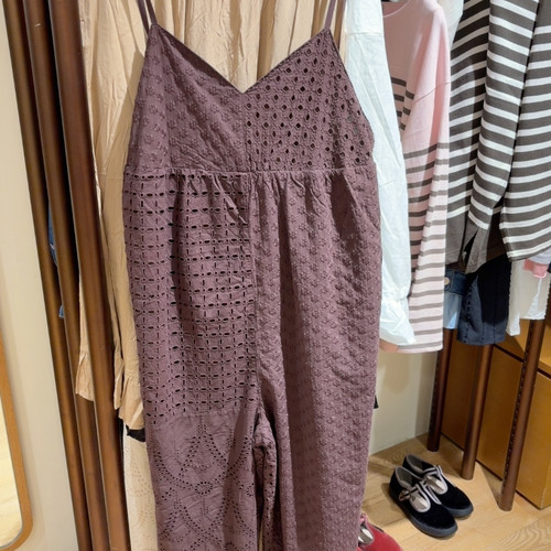 团子家 sm2蕾丝背带裤265元拍一元链接
