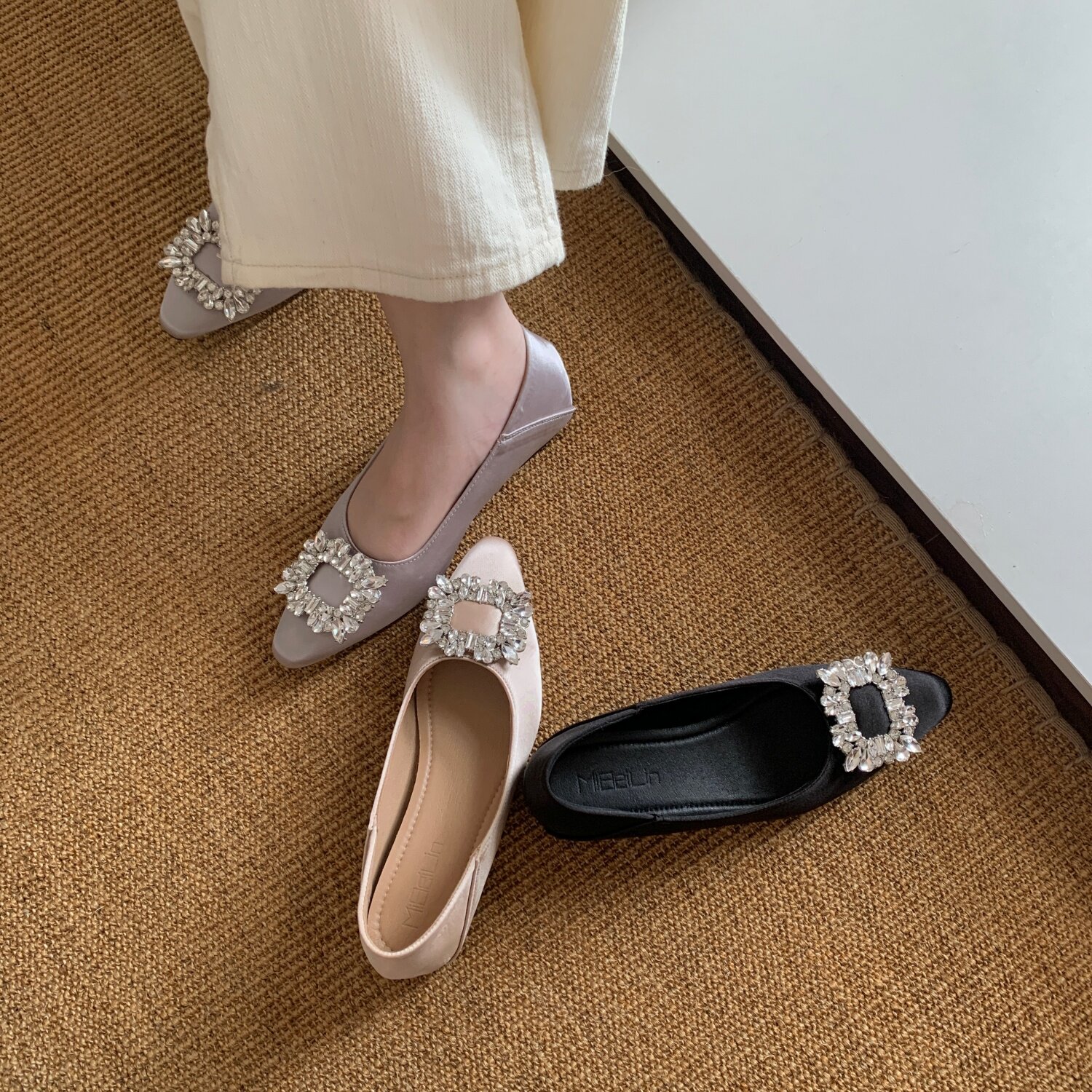 2026新款缎面方钻尖头内增高单鞋女晚晚鞋法式配裙子气质复古