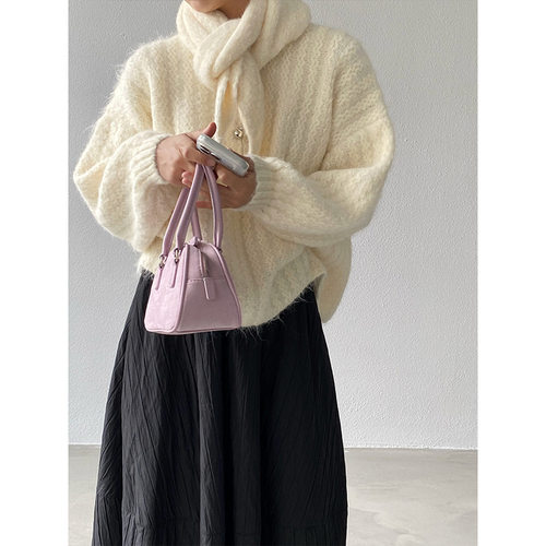 自带滤镜 软糯带亮片圆领毛衣女冬季配围巾两件套上衣