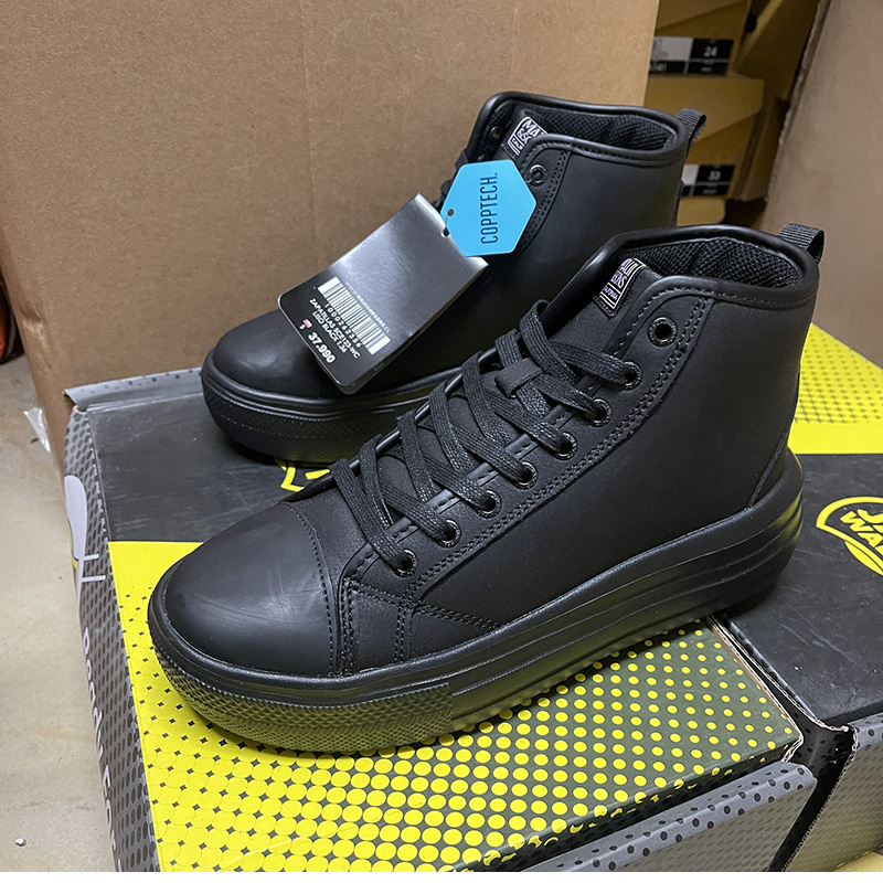 外贸原单男女鞋2025秋冬休闲高帮靴子防滑防水耐磨厚底运动潮鞋皮