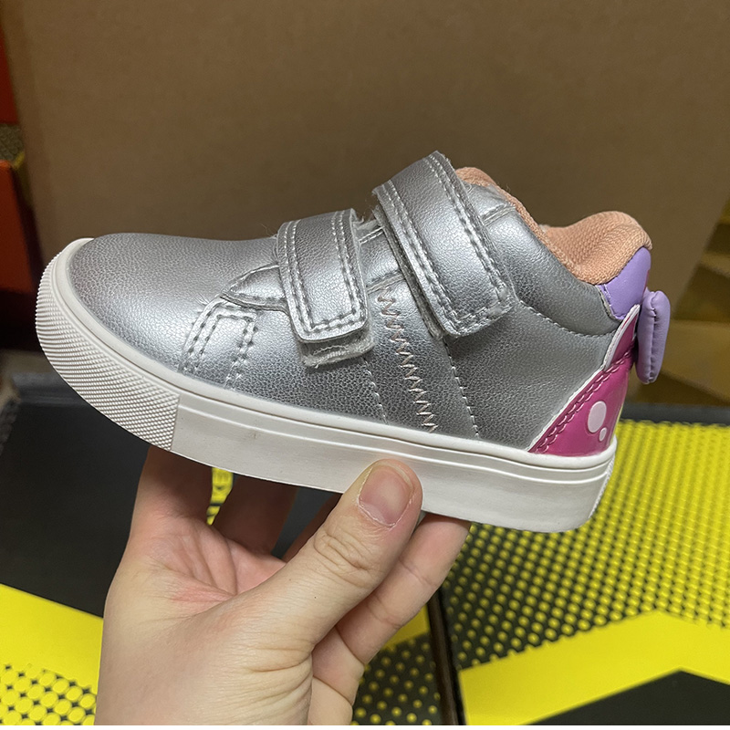 外贸原单男女童鞋2025秋冬休闲平底靴子运动宝宝学步鞋21 22 23码