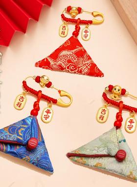 十二生肖龙宝宝古法安全别针防扎婴幼儿压惊三角福袋定制款别针