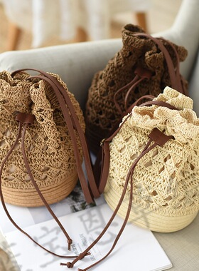 新款草编水桶包夏日度假编织包休闲度假沙滩包单肩包镂空时尚女包