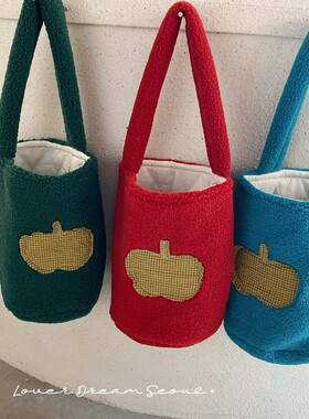 韩国ins秋冬新款柔软毛绒布艺水桶包 可爱时尚单品设计感包包配饰