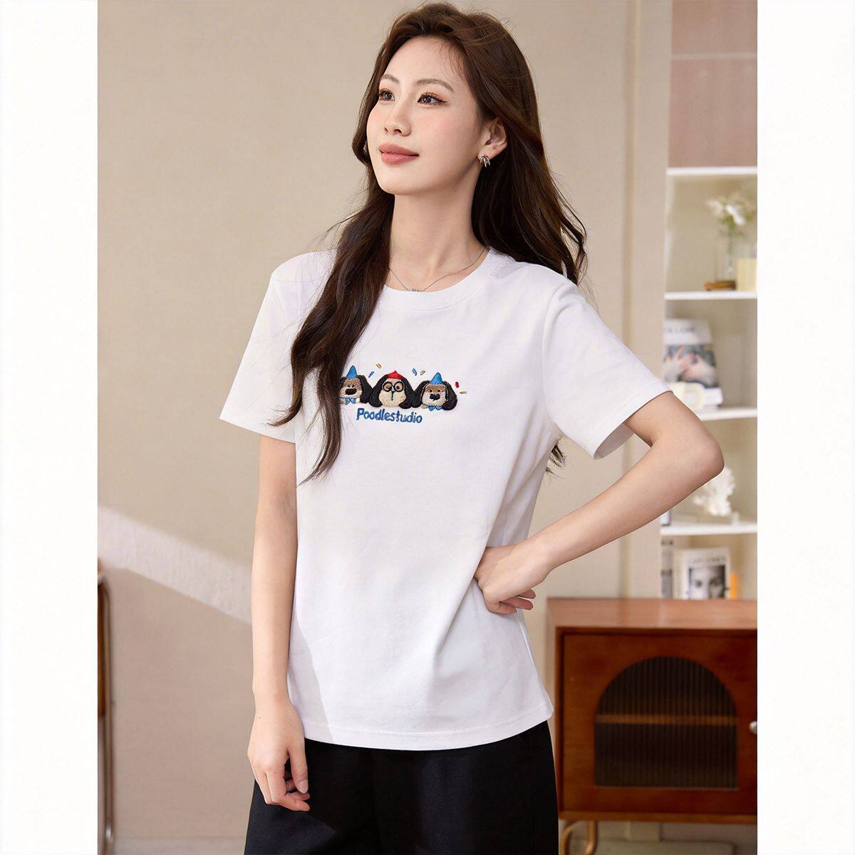 短袖女设计感小众上衣白色刺绣t恤2026新款高中生初中生圆领宽松