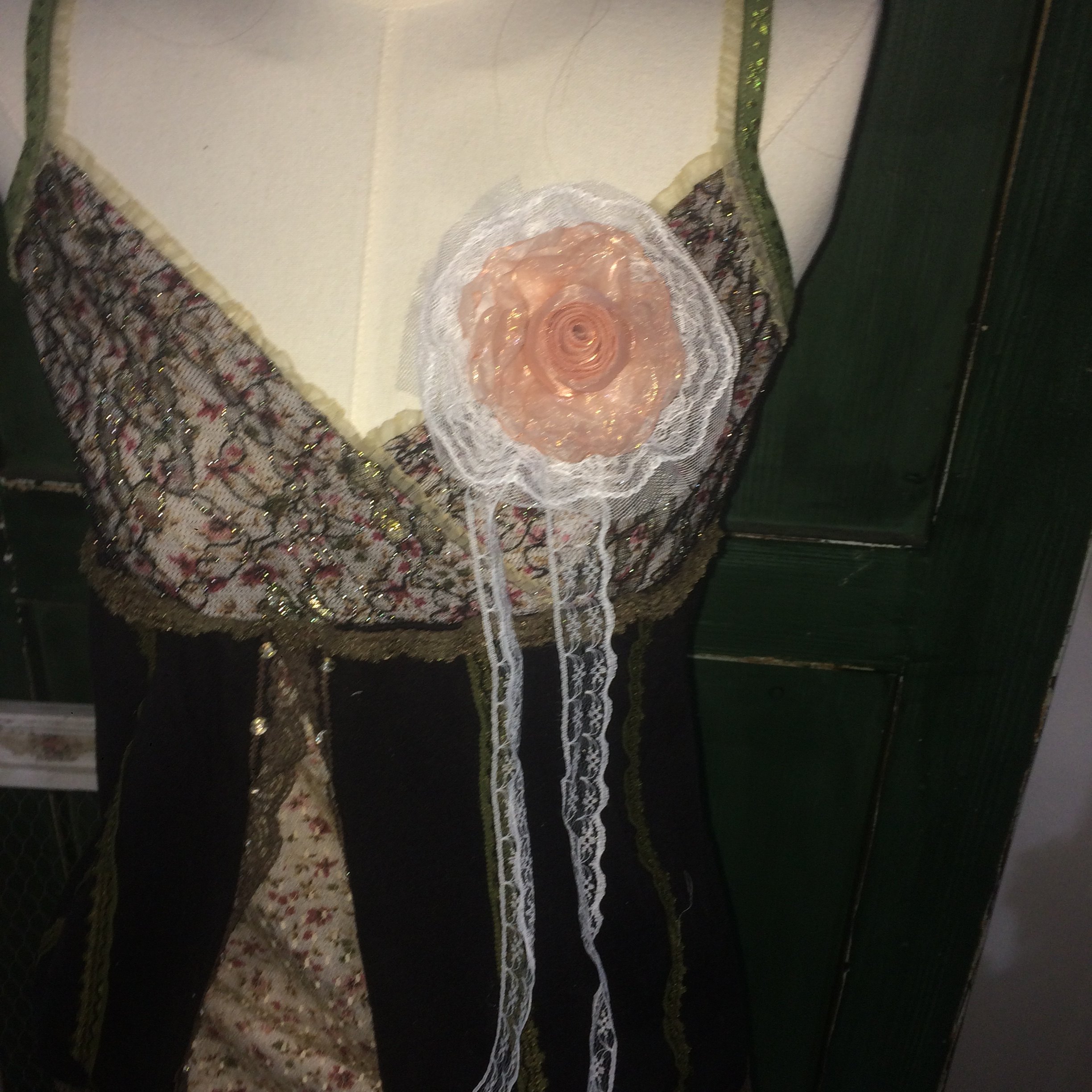 手作复古古着感森系花朵玫瑰花胸针发夹两用lolita蕾丝飘带胸花图片