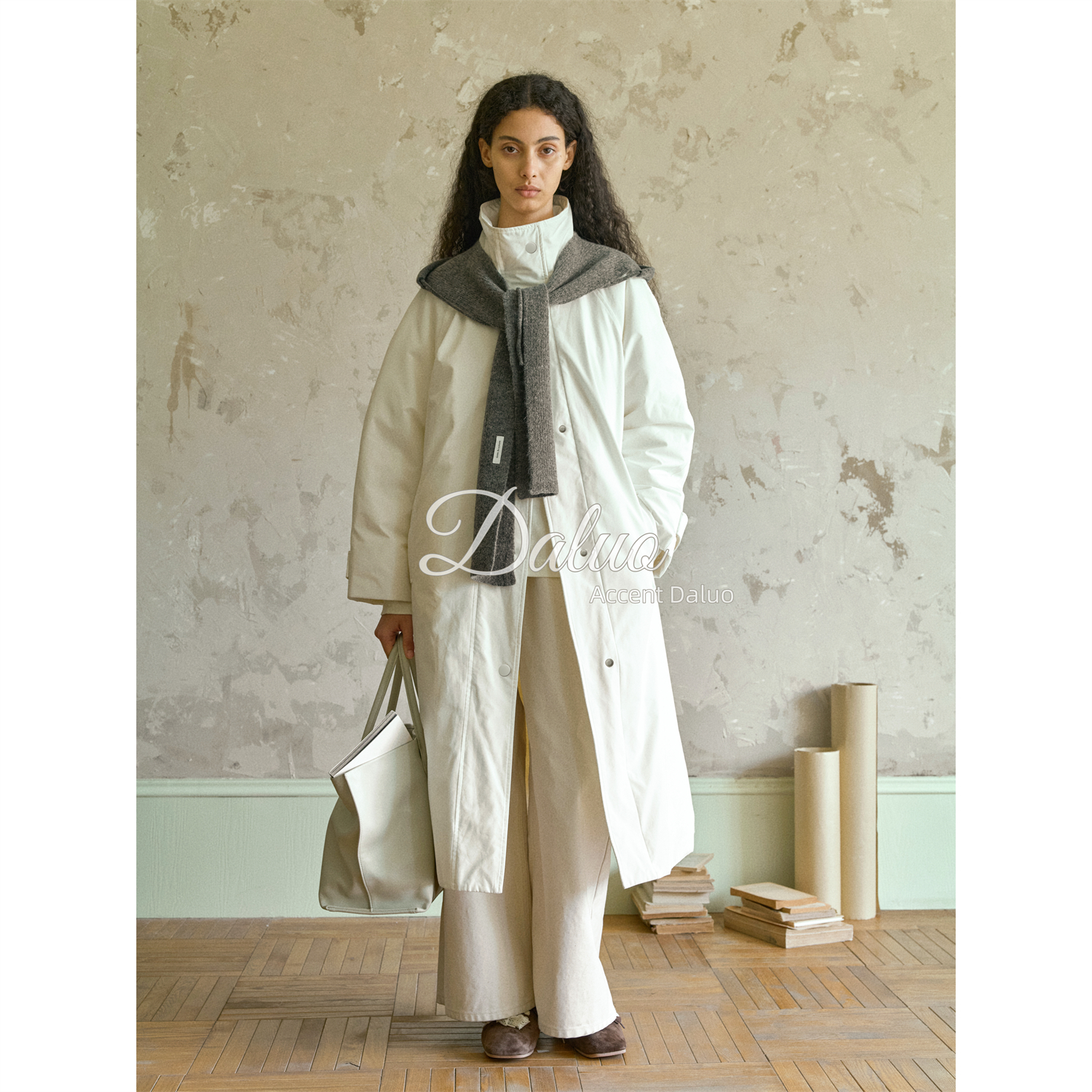 ACCENT DALUO的迪木尔风 精致且松弛 立领廓形长款羽绒服风衣外套