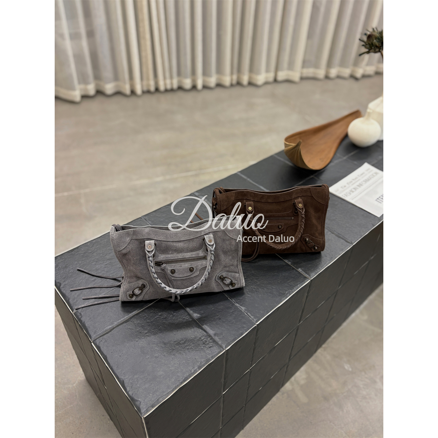 ACCENT DALUO高端进口胎牛绒Lecity小号机车包复古单间斜跨手提包