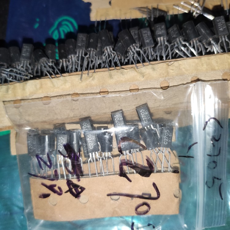 2SA1145Y/2SC2705Y全原进口同档配对