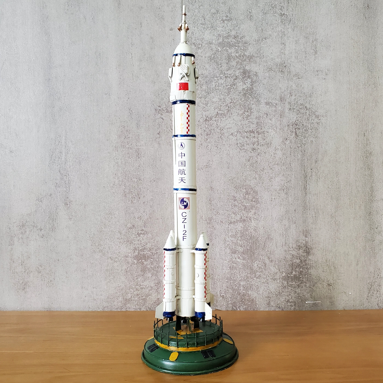 摆件cz-2f长征二号火箭发射台