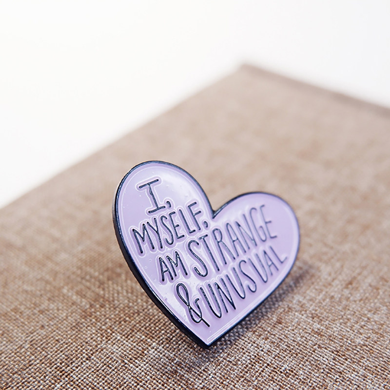我并非寻常人徽章金属胸针创意爱心粉色礼物英文百搭饰品可爱励志