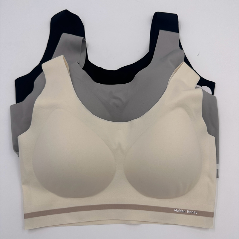 闺蜜私语舒肤5547一片式无痕内衣无钢圈运动文胸无感超舒服背心款