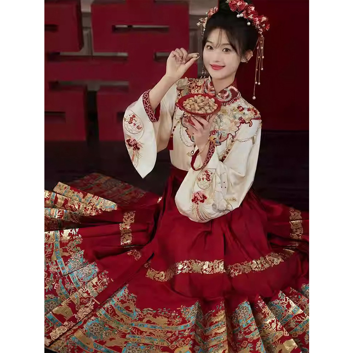 胖妹妹大码原创汉服女琵琶袖衬衫织金马面裙云肩订婚服敬酒服套装